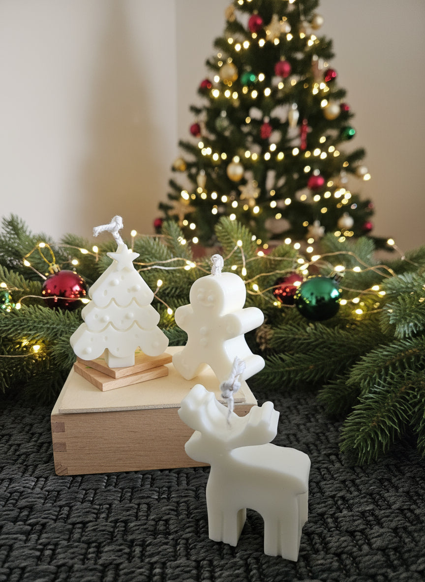 Weihnachts-Set aus Rapswachs Keks, Baum & Rentier“